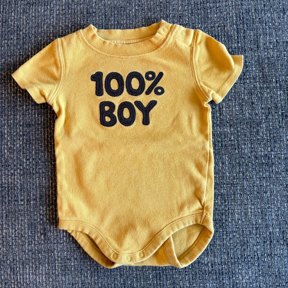 💛 5/$25 Gymboree Yellow “100% Boy” Short Sleeve Onesie – Size 3–6 Months
